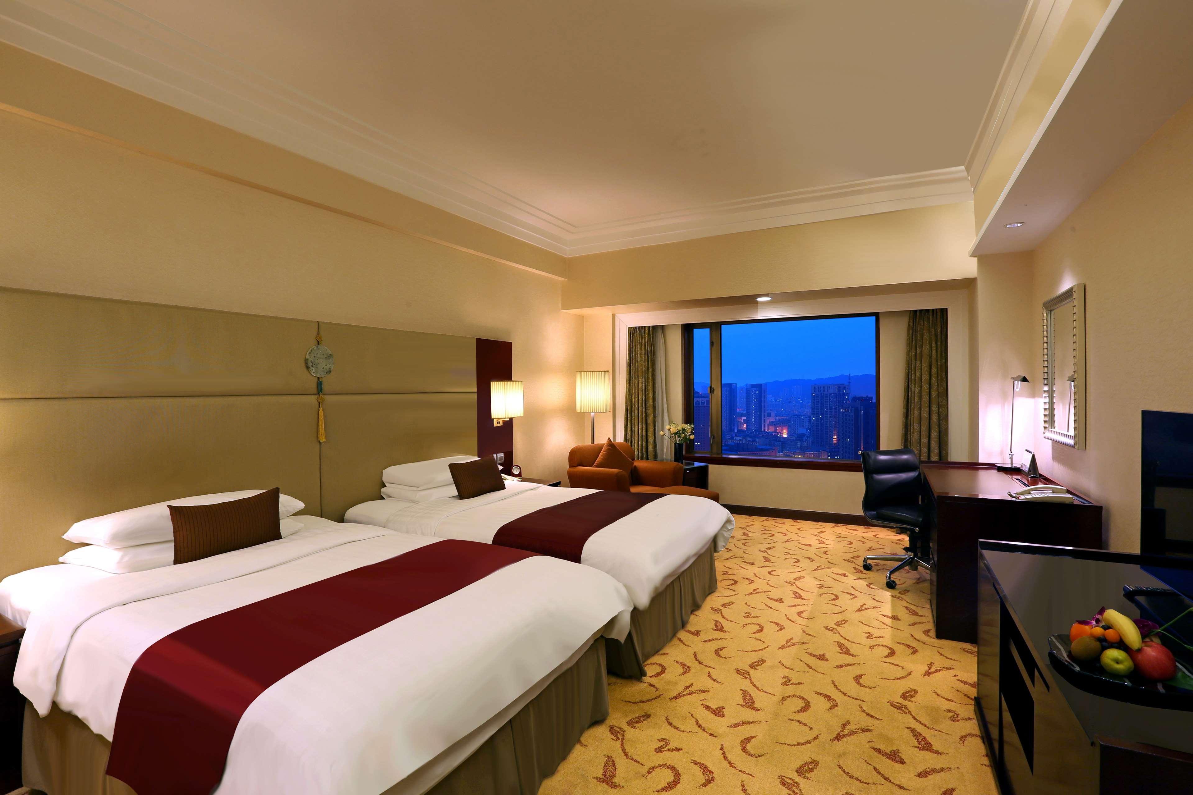แชงกรีล่า ต้าเหลียน Hotel ภายนอก รูปภาพ